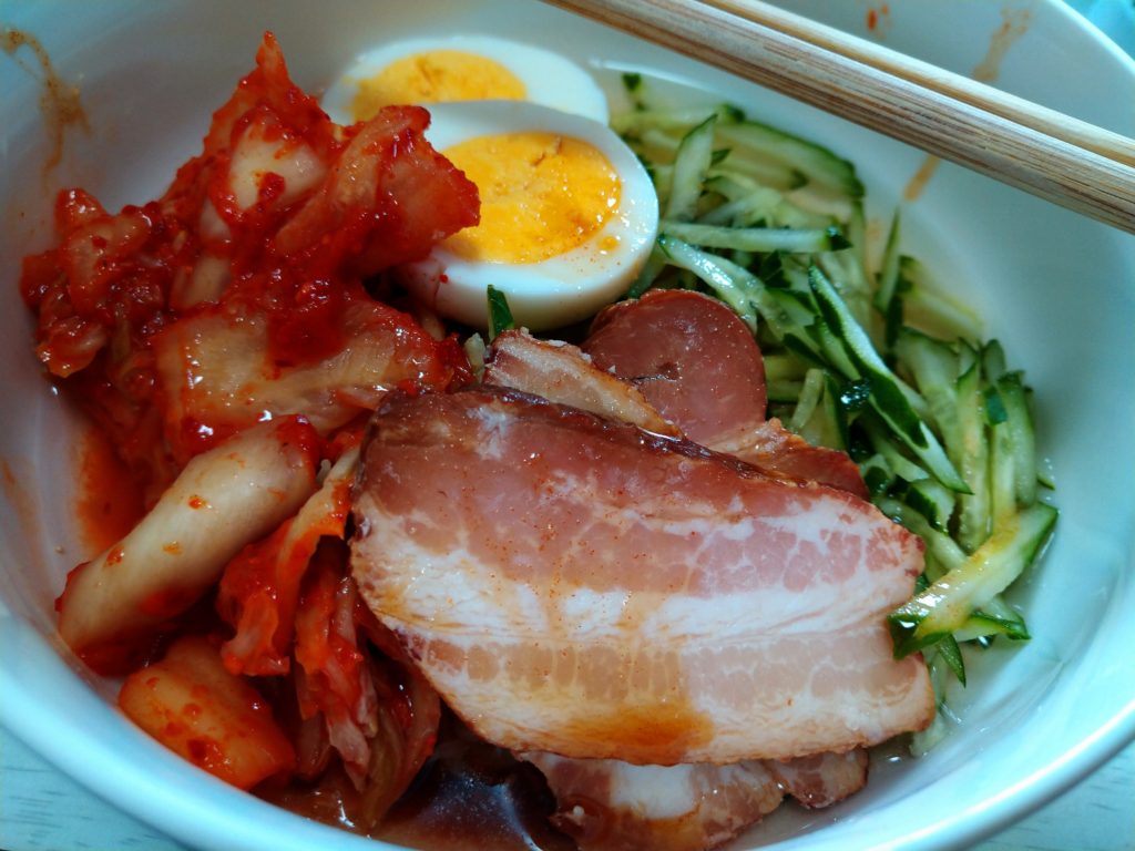 韓国冷麺の麺が透明なのは本格的